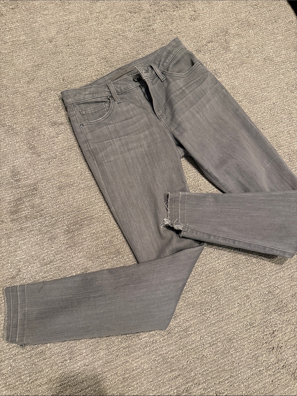 High-Rise Grey Stretch Women's Jeans size 27